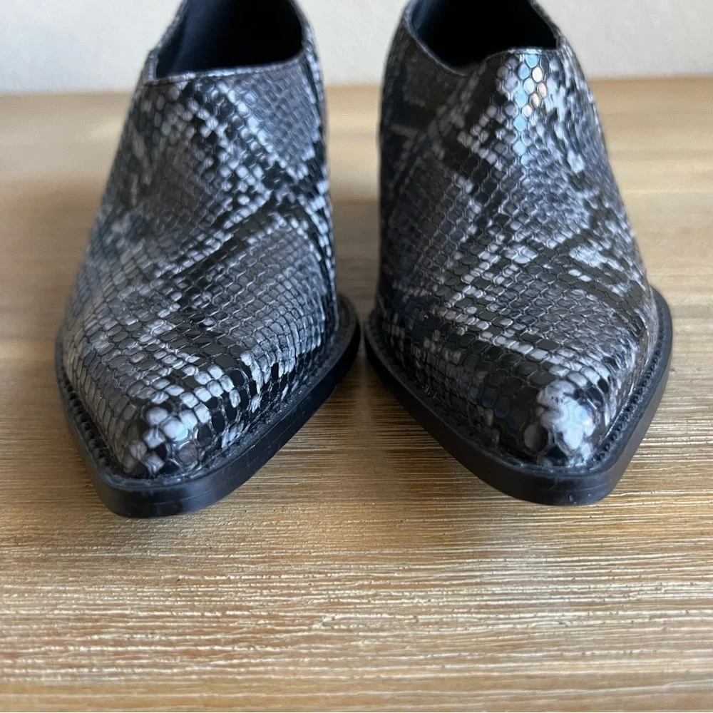 Zara Block Heel Shoes Women Size 36 US 6 Snake Print Western Pointed Toe Stylish